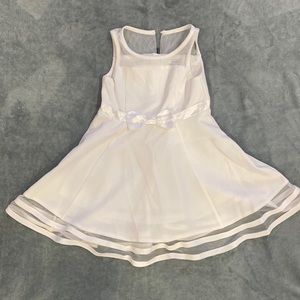 Girl’s Sz 4T Calvin Klein sleeveless white dress.